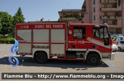 Iveco CityEuroFire 100E21 I serie
Vigili del Fuoco
Comando Provinciale di Firenze
Distaccamento Permanente di Empoli
AutoPompaSerbatoio allestimento Iveco-Magirus
VF 20110
Parole chiave: Iveco CityEuroFire_100E21_Iserie VF20110