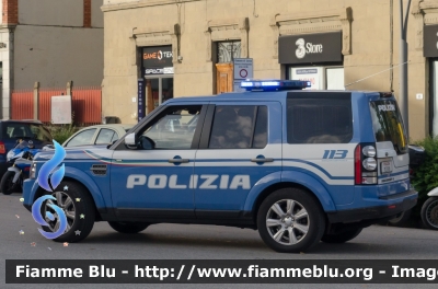 Land Rover Discovery 4
Polizia di Stato
Squadra Volante
Unità Operativa di Primo Intervento
POLIZIA M2598
Parole chiave: Land_Rover Discovery_4 POLIZIAM2598