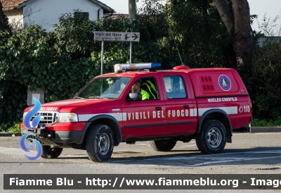 Ford Ranger V serie
Vigili del Fuoco
Comando Provinciale di Lucca
Nucleo Cinofili
VF 23569
Parole chiave: Ford Ranger_Vserie VF23569