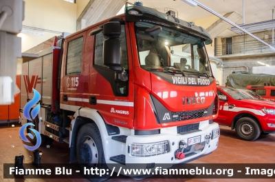 Iveco EuroCargo 120E25 IV serie
Vigili del Fuoco
Comando Provinciale di Arezzo
Distaccamento Permanente di Cortona
AutoPompaSerbatoio allestimento Magirus
VF 30711
Parole chiave: Iveco EuroCargo_120E25_IVserie VF30711