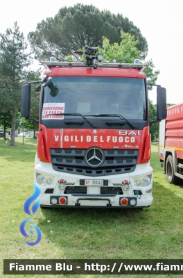 Mercedes-Benz Arocs 1832
Vigili del Fuoco
Comando Provinciale di Prato
Bimodale (strada-rotaia)
Allestimento BAI
VF 30042
Parole chiave: Mercedes_Benz Arocs_1832 VF30042