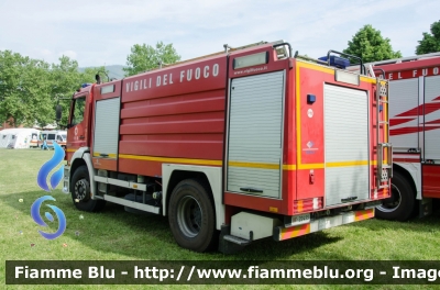 Mercedes-Benz Atego 1828 I serie restyle
Vigili del Fuoco
Comando Provinciale di Prato
AutoBottePompa allestimento Bai
VF 22455
Parole chiave: Mercedes_Benz Atego_1828_Iserie restyle VF22455