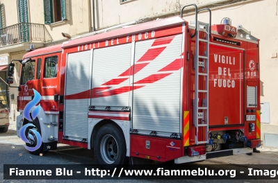 Man TGM 15.250 III serie
Vigili del Fuoco
Comando Provinciale di Livorno
Distaccamento Permanente di Cecina (LI)
AutoPompaSerbatoio allestimento BAI
VF 31482
Parole chiave: Man TGM_15_250_IIIserie VF31482