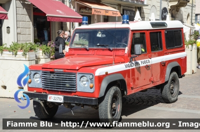 Land Rover Defender 110
Vigili del fuoco
Comando Provinciale di Livorno
Ex Nucleo Sommozzatori
VF 22719
Parole chiave: Land_Rover Defender_110 VF22719