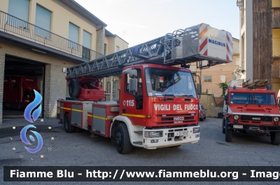 Iveco EuroFire 150E27 I serie
Vigili del Fuoco
Comando Provinciale di Arezzo
Distaccamento Permanente di Montevarchi
AutoScala da 27 metri allestimento Iveco-Magirus
Ricondizionata Fortini
VF 18701
Parole chiave: Iveco EuroFire_150E27_Iserie VF18701