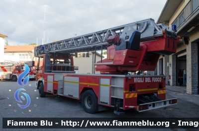 Iveco EuroFire 150E27 I serie
Vigili del Fuoco
Comando Provinciale di Arezzo
Distaccamento Permanente di Montevarchi
AutoScala da 27 metri allestimento Iveco-Magirus
Ricondizionata Fortini
VF 18701
Parole chiave: Iveco EuroFire_150E27_Iserie VF18701