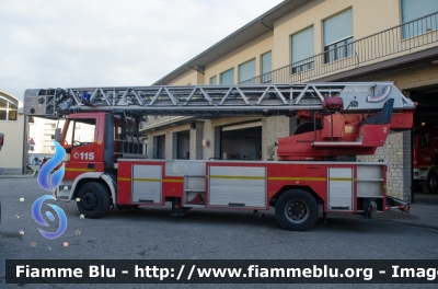 Iveco EuroFire 150E27 I serie
Vigili del Fuoco
Comando Provinciale di Arezzo
Distaccamento Permanente di Montevarchi
AutoScala da 27 metri allestimento Iveco-Magirus
Ricondizionata Fortini
VF 18701
Parole chiave: Iveco EuroFire_150E27_Iserie VF18701