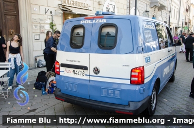 Volkswagen Transporter T6
Polizia di Stato
Unita' Cinofile
Allestimento BAI
POLIZIA M4418
Parole chiave: Volkswagen Transporter_T6 POLIZIA_M4418