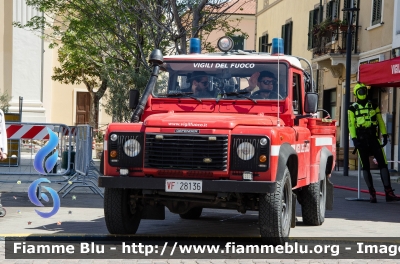 Land Rover Defender 110 HCPU
Vigili del Fuoco
Comando Provinciale di Livorno
Distaccamento Volontario di Collesalvetti
Servizio Antincendio Boschivo
Ex Corpo Forestale dello Stato
VF 28136
Parole chiave: Land_Rover Defender_110_HCPU VF28136