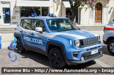 Jeep Renegade restyle
Polizia di Stato
Allestimento FCA
POLIZIA M6591
Parole chiave: Jeep_Renegade restyle POLIZIA_M6591