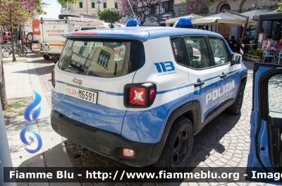 Jeep Renegade restyle
Polizia di Stato
Allestimento FCA
POLIZIA M6591
Parole chiave: Jeep_Renegade restyle POLIZIA_M6591