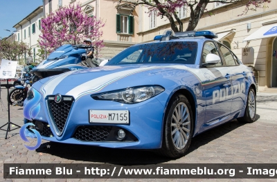 Alfa Romeo Nuova Giulia
Polizia di Stato
Squadra Volante
Allestimento FCA
POLIZIA M7155
Parole chiave: Alfa_Romeo Nuova_Giulia POLIZIA_M7155