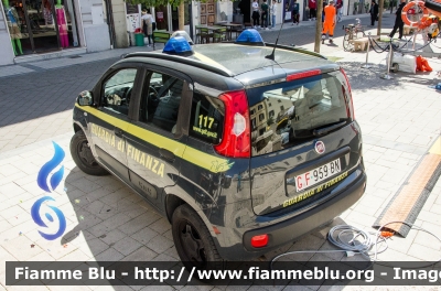 Fiat Nuova Panda 4x4 II serie
Guardia di Finanza
GdiF 959 BN
Parole chiave: Fiat Nuova_Panda_4x4_IIserie GdiF959BN