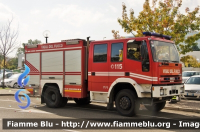 Iveco EuroFire 140E28 4x4 I serie
Vigili del Fuoco
Comando Provinciale di Arezzo
Distaccamento di Bibbiena
AutoPompaSerbatoio allestimento Iveco-Magirus
VF 22763
Parole chiave: Iveco EuroFire_140E28_4x4_Iserie Vigili_del_Fuoco Comando_Provinciale_Arezzo VF22763