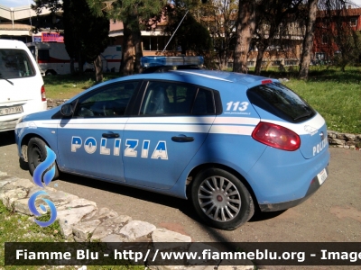 Fiat Nuova Bravo
Polizia di Stato
Squadra Volante
POLIZIA H3610
Parole chiave: Fiat Nuova_Bravo POLIZIAH3610