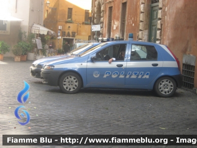 Fiat Punto II serie
Polizia di Stato
Parole chiave: Fiat Punto_IIserie