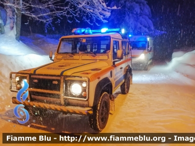 Land Rover Defender 90
Misericordia Montelupo Fiorentino (FI)
Protezione Civile
Parole chiave: Land_Rover Defender_90