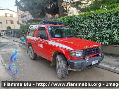 Mitsubishi Pajero Swb II serie
Vigili del Fuoco
Comando Provinciale di Ravenna
VF 20875
Parole chiave: Mitsubishi Pajero_Swb_IIserie VF20875 Alluvione_Emilia