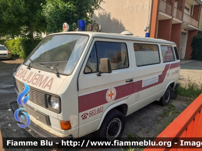 Volkswagen Transporter T3
Croce Rossa Italiana
Comitato Locale di Faenza (RA)
Parole chiave: Volkswagen Transporter_T3 Alluvione_Emilia