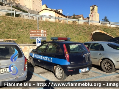 Fiat Punto III serie
Polizia Municipale Cascia (PG)
Allestita Ciabilli
Parole chiave: Fiat Punto_IIIserie