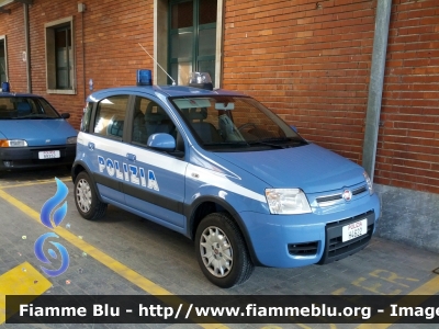 Fiat Nuova Panda 4x4 I serie
Polizia di Stato
POLIZIA H4622
Parole chiave: Fiat Nuova_panda_4x4_Iserie POLIZIAH4622