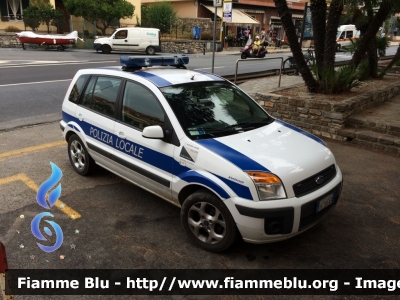 Ford Fusion
Polizia Municipale Cervo (IM)
Allestita Bertazzoni
POLIZIA LOCALE YA 265 AB
Parole chiave: Ford_Fusion Polizia_Locale_Cervo POLIZIA_LOCALE YA_265_AB