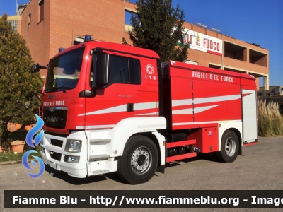 Man TGS 18.320 I serie
Vigili del Fuoco
Comando Provinciale di Firenze
Distaccamento di Firenze Ovest
AutoBottePompa allestimento Bai
VF 27990
Parole chiave: Man TGS_18_320_Iserie Vigili_del_Fuoco Comando_Provinciale_Firenze VF_27990