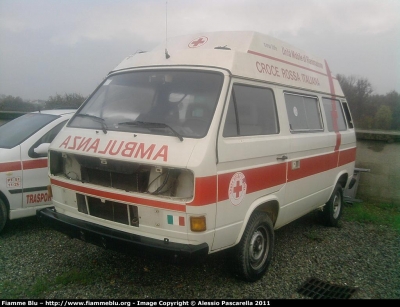 Volkswagen Transporter T3
Croce Rossa Italiana
Comitato Locale di Piana Pistoiese
Veicolo dismesso
Parole chiave: Volkswagen Transporter_T3 Ambulanza