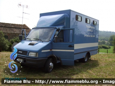 Iveco Daily II serie
Polizia di Stato
Reparto a Cavallo
POLIZIA A2292
Parole chiave: Iveco Daily_IIserie PoliziaA2292