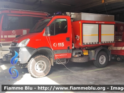 Iveco Daily 55S17 4x4 IV serie restyle
Vigili del Fuoco
Comando Provinciale di La Spezia
Colonna Mobile Regionale
Automezzo con allestimento scarrabile
a gancio BTE Busi Group
Allestito qui con modulo Polisoccorso-Carro crolli
Baggio & De Sordi
VF 26316
Parole chiave: Iveco Daily_55S17_4x4_IVserie VF26316