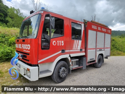 Iveco CityEuroFire 100E21 I serie
Vigili del Fuoco
Comando Provinciale di Ascoli Piceno
Distaccamento Permanente di Arquata del Tronto
Allestimento Magirus
VF 20976
Parole chiave: Iveco CityEuroFire_100E21_Iserie VF20976