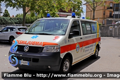 Volkswagen Transporter T5
Misericordia Montegiorgio (FM)
Allestita Mariani Fratelli
M21
Parole chiave: Volkswagen Transporter_T5 Ambulanza