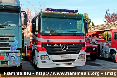 Mercedes-Benz Actros 1841 II serie
Vigili del Fuoco
AutoPompaSerbatoio allestimento Bai
VF 23367
Parole chiave: Mercedes-Benz Actros_1841_IIserie VF23367