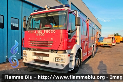 Iveco Stralis AF190S40 I serie
Vigili del Fuoco
Comando Provinciale di Ancona
Distaccamento Permanente di Senigallia
AutoPompaSerbatoio Allestimento Magirus
VF 23970
Parole chiave: Iveco Stralis_AF190S40_Iserie VF23970