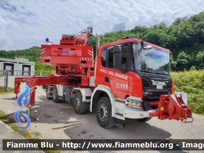 Scania P450XT
Vigili del Fuoco
Comando Provinciale di Ascoli Piceno
Allestimento TCM
VF 31221
Parole chiave: Scania P450XT VF31221