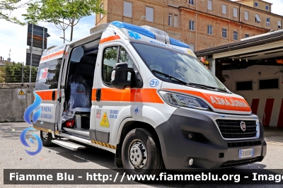 Fiat Ducato X290
Misericordia Montegiorgio (FM)
Allestita Mariani Fratelli
M31
Parole chiave: Fiat Ducato_X290 Ambulanza