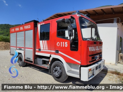 Iveco CityEuroFire 100E21 I serie
Vigili del Fuoco
Comando Provinciale di Ascoli Piceno
Distaccamento Permanente di Arquata del Tronto
Allestimento Magirus
VF 20976
Parole chiave: Iveco CityEuroFire_100E21_Iserie VF20976