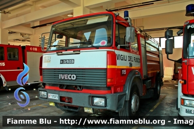 Iveco 190-26
Vigili del Fuoco
Comando Provinciale di Perugia
Distaccamento Permanente di Foligno (PG)
AutoBottePompa allestimento Baribbi
VF 17073
Parole chiave: Iveco 190-26 VF17073