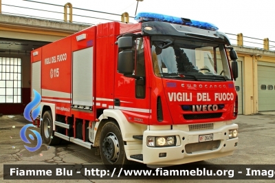 Iveco EuroCargo 180E30 III serie
Vigili del Fuoco
Comando Provinciale di Macerata
AutoBottePompa allestimento Iveco-Magirus
VF 26456
Parole chiave: Iveco EuroCargo_180E30_IIIserie VF26456