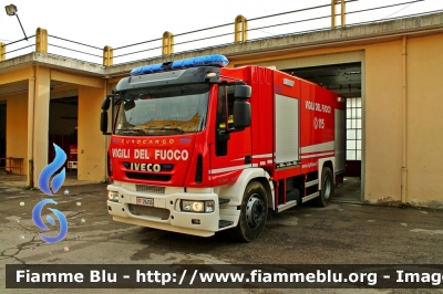 Iveco EuroCargo 180E30 III serie
Vigili del Fuoco
Comando Provinciale di Macerata
AutoBottePompa allestimento Iveco-Magirus
VF 26456
Parole chiave: Iveco EuroCargo_180E30_IIIserie VF26456