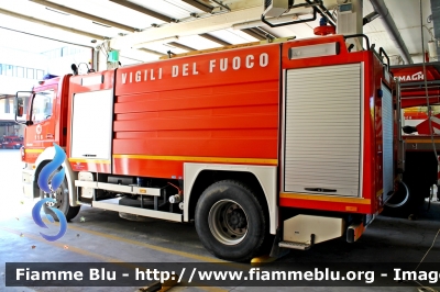 Mercedes-Benz Atego 1828 I serie
Vigili del Fuoco
Comando Provinciale di Terni
AutoBottePompa allestimento BAI
VF 22533
Parole chiave: Mercedes-Benz Atego_1828_Iserie VF22533