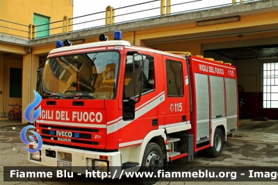 Iveco City2000 100E21 I serie
Vigili del Fuoco
Comando Provinciale di Macerata
AutoPompaSerbatoio allestimento Iveco-Magirus
VF 21117
Parole chiave: Iveco City2000_100E21_Iserie VF21117