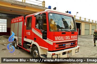 Iveco City2000 100E21 I serie
Vigili del Fuoco
Comando Provinciale di Macerata
AutoPompaSerbatoio allestimento Iveco-Magirus
VF 21117
Parole chiave: Iveco City2000_100E21_Iserie VF21117