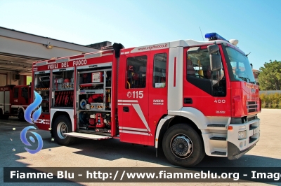 Iveco Stralis AF190S40 I serie
Vigili del Fuoco
Comando Provinciale di Ancona
Distaccamento Permanente di Senigallia (AN)
AutoPompaSerbatoio allestimento Iveco-Magirus
VF 23970
Parole chiave: Iveco Stralis_AF190S40_Iserie VF23970