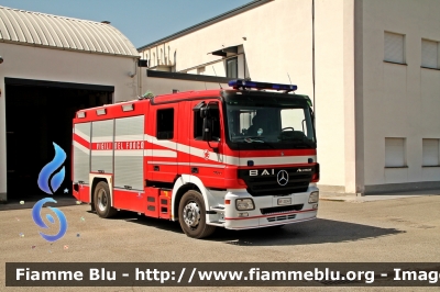 Mercedes-Benz Actros 1841 II serie
Vigili del Fuoco
Comando Provinciale di Perugia
Distaccamento Permanente di Spoleto (PG)
AutoPompaSerbatoio allestimento BAI
VF 23347
Parole chiave: Mercedes-Benz Actros_1841_IIserie VF23347