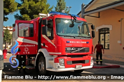 Volvo FL 290 III serie
Vigili del Fuoco
Comando Provinciale di Teramo
AutoPompaSerbatoio allestimento BAI
VF 26529
Parole chiave: Volvo FL290_IIIserie VF26529