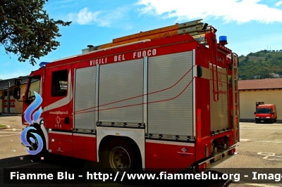 Volvo FL 290 III serie
Vigili del Fuoco
Comando Provinciale di Teramo
AutoPompaSerbatoio allestimento Bai
VF 26529
Parole chiave: Volvo FL_290_IIIserie VF26529