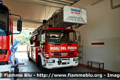 Iveco EuroFire 150E27 I serie 
Vigili del Fuoco
Comando Provinciale di Teramo
AutoScala da 37 metri allestimento Iveco-Magirus
VF 19425
Parole chiave: Iveco EuroFire_150E27_Iserie VF19425