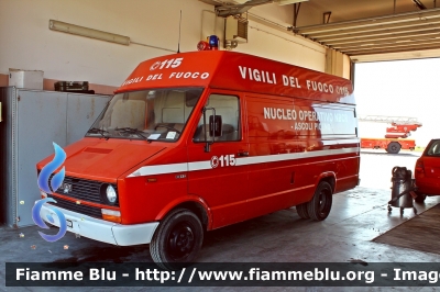 Iveco Daily I serie
Vigili del Fuoco
Comando Provinciale di Ascoli Piceno
Distaccamento Permanente di Fermo (FM)
Ex-Nucleo NBCR attualmente usato per trasporto materiale
VF11914
Parole chiave: Iveco Daily_Iserie VF11914