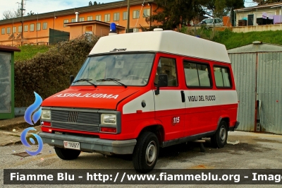 Fiat Ducato I serie
Vigili del Fuoco
Comando Provinciale di Macerata
Mezzo dismesso
VF 16977
Parole chiave: Fiat Ducato_Iserie VF16977